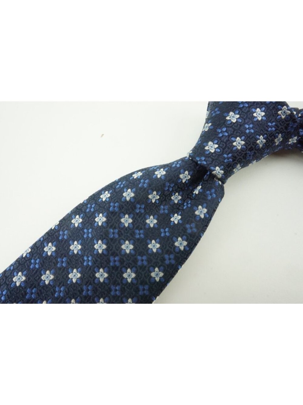 Canali Indigo Cobalt Ivory Woven Ditsy Micro Floral Silk Tie Brand New With Tags